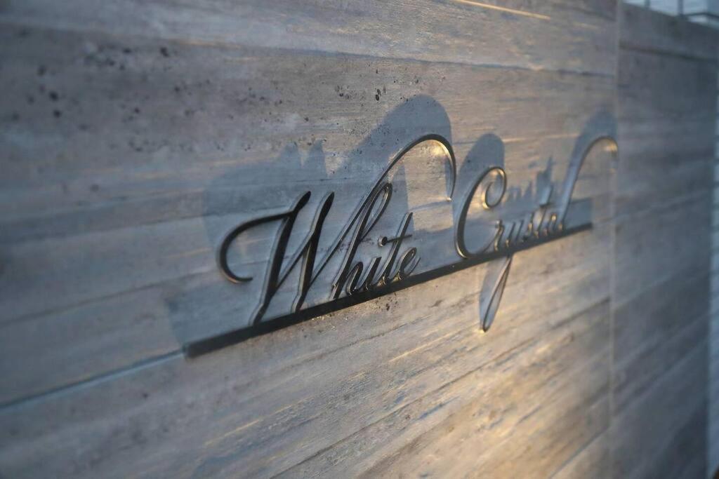 White Crystal Roomb Fukuoka  Ngoại thất bức ảnh